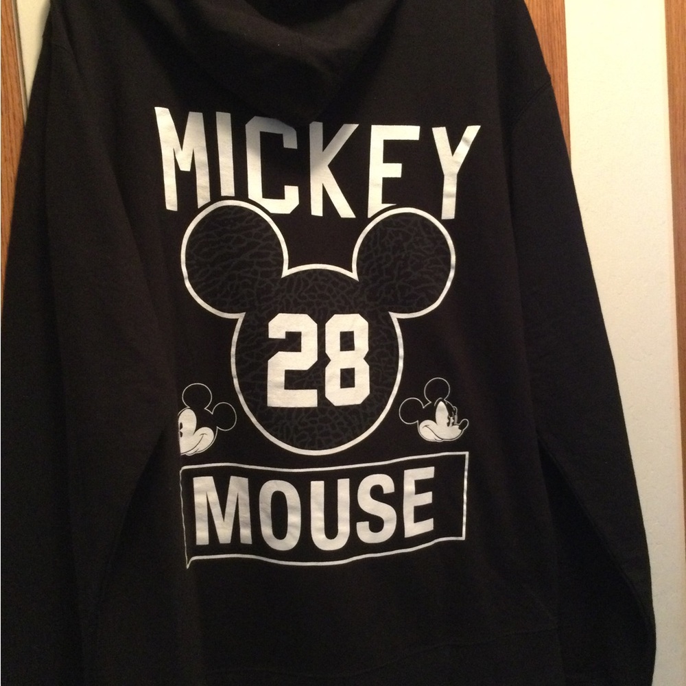 Disney sweatshirt, sz XL, nwot - Picture 4 of 5